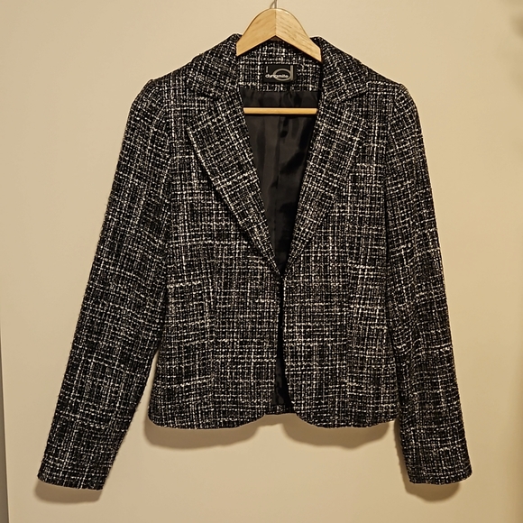 Dynamite TWEED SUIT, skirt size 1; blazer size 7 - Picture 2 of 10